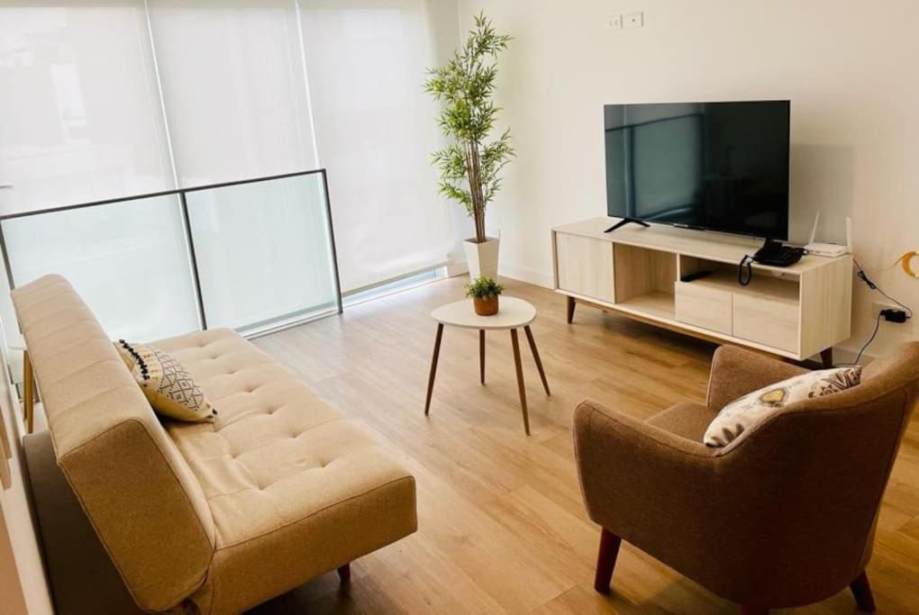Sky1004 Apartment *